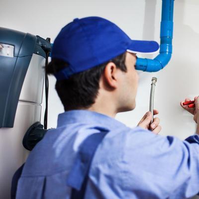 Mantenimiento de calderas de gas: mantenimiento rutinario y reparaciones mayores.