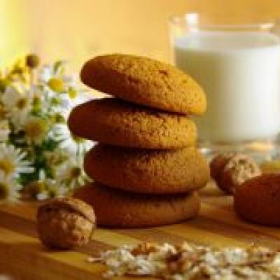 Oatmeal cookies: calorie content or benefits?
